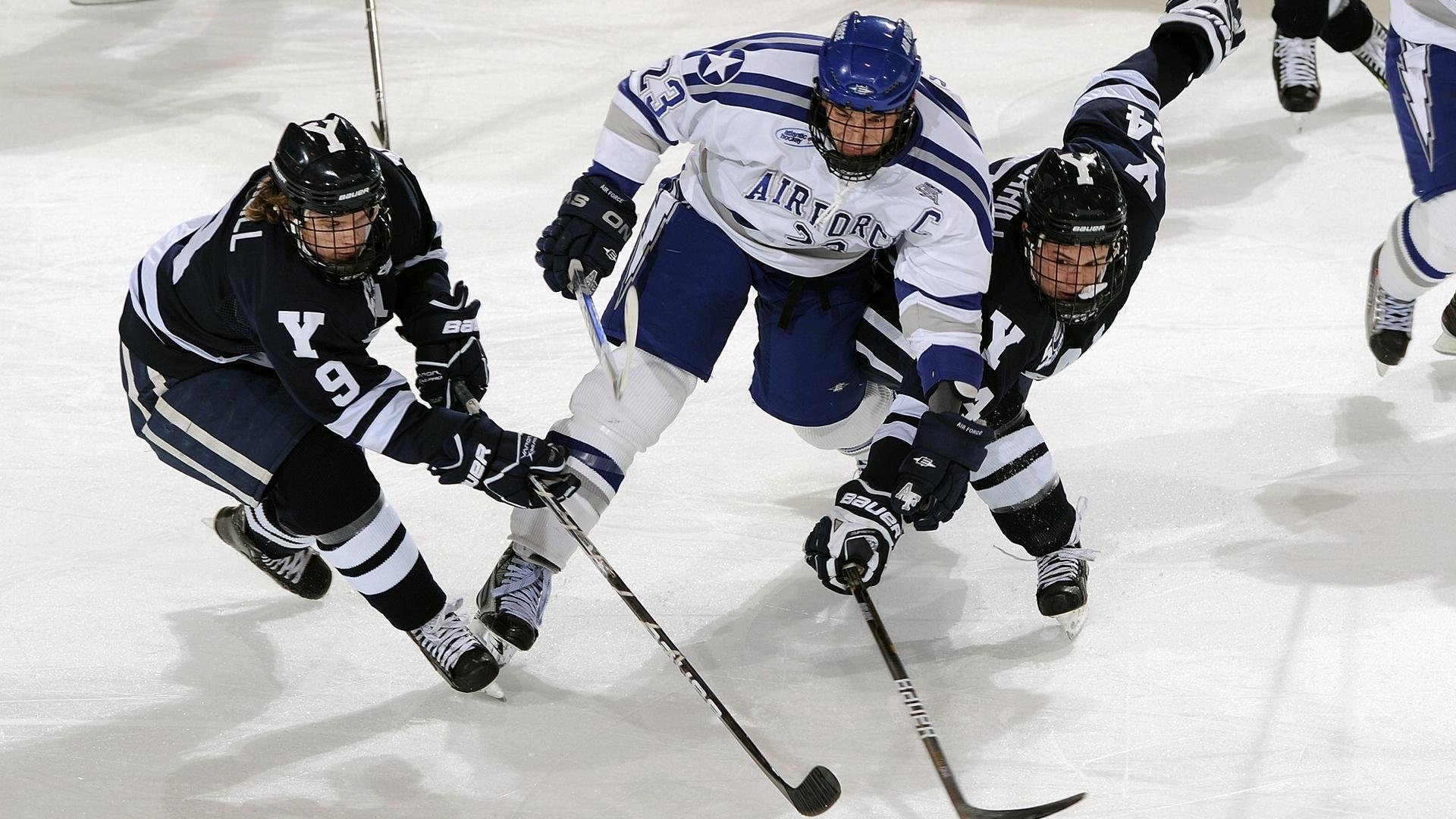 世纪绝杀！深圳队掀翻卫冕冠军，西亚卡姆生死战独舞却成悲情注脚