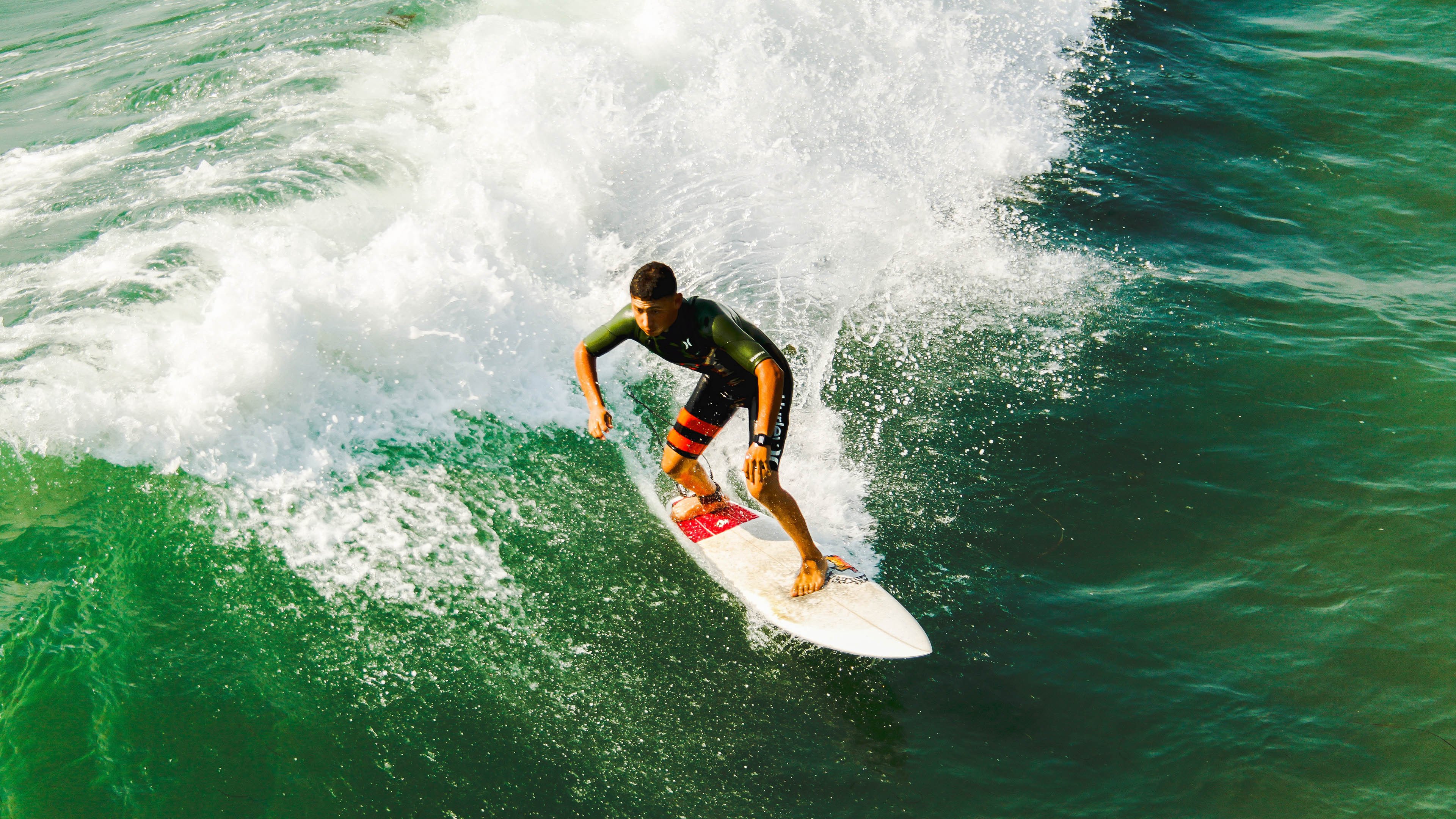 霍勒迪,雄鹿争冠路上的定海神针